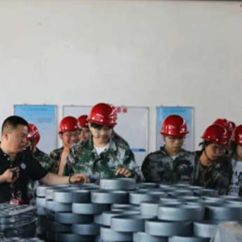 匠心赋能实践，校企共育材化英才